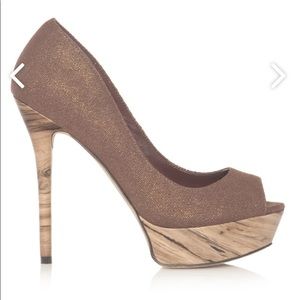 Justfab ‘Shivani’ peep toe pump